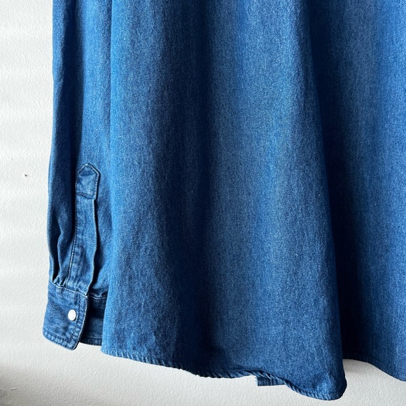 Dakota Pearl Snap Denim Button Up - Picture 8 of 8